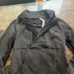 Lululemon 3 quarter zip